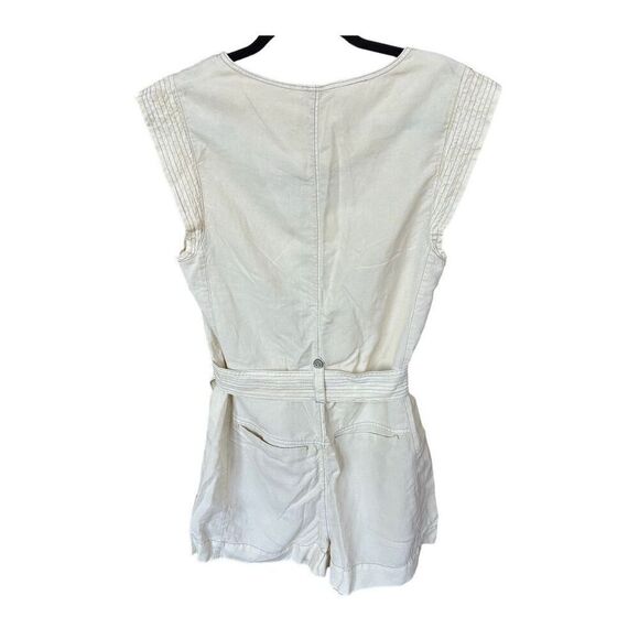 Anthropologie Pilcro Belted V-Neck Romper Neutral Size S - Picture 3 of 12